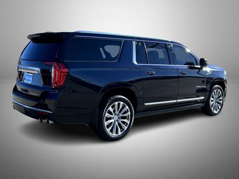 Used 2022 GMC Yukon XL Denali image 5