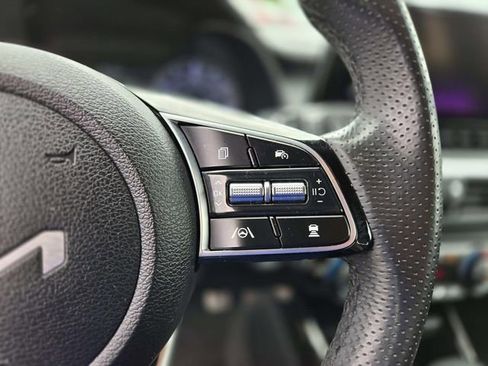 Used 2022 Kia Forte GT-Line w/ GT-Line Technology Package image 17