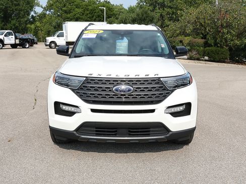 Certified 2024 Ford Explorer XLT w/ Equipment Group 202A AWD/4WD image 11