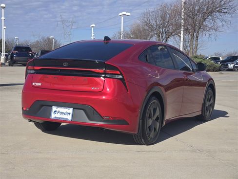 Used 2026 Toyota Prius LE image 7