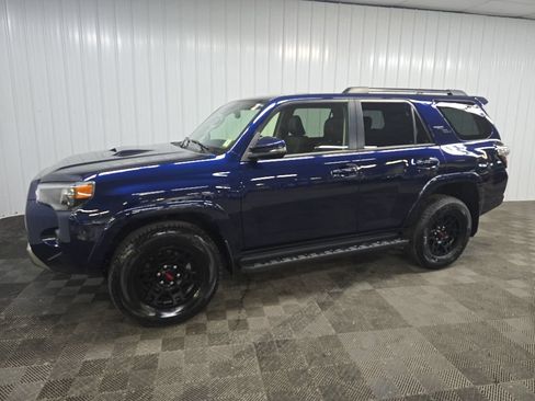 Used 2024 Toyota 4Runner TRD Off-Road Premium w/ Off Road Premium Plus Package AWD/4WD image 6