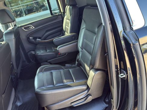 Used 2020 GMC Yukon XL Denali w/ Denali Ultimate Package image 12