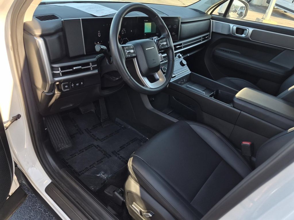 Used 2026 Hyundai Santa Fe SEL AWD/4WD image 12