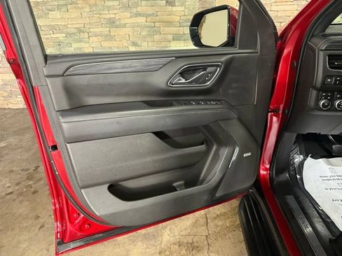 Used 2021 GMC Yukon SLT AWD/4WD image 11