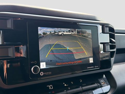 Used 2023 Toyota Tundra SR5 w/ SR5 Convenience Package AWD/4WD image 19