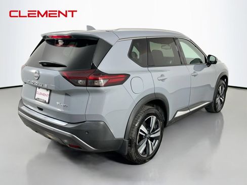 Used 2023 Nissan Rogue SL AWD/4WD image 6
