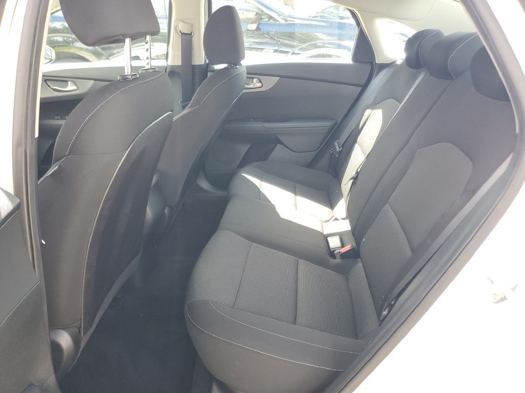 Used 2021 Kia Forte LXS FWD image 10