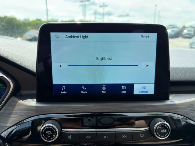 Used 2020 Ford Escape Titanium FWD image 38