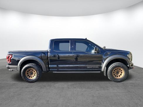 Used 2020 Ford F150 Raptor w/ Equipment Group 802A Luxury image 2