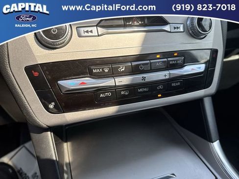 Certified 2022 Ford Explorer XLT w/ Equipment Group 202A image 29