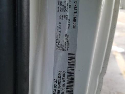 Used 2022 RAM 4500 Tradesman image 9