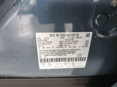 New 2026 Ford Explorer Active RWD image 21