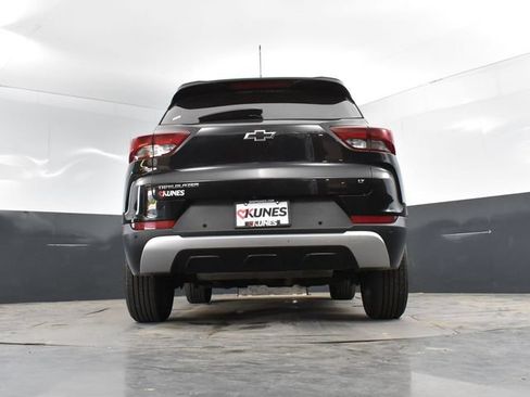 Used 2021 Chevrolet TrailBlazer LT w/ Convenience Package FWD image 47