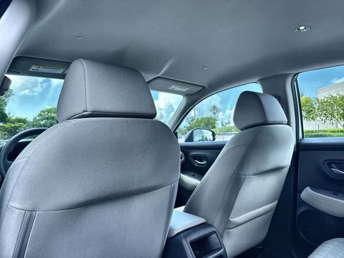 Used 2024 Honda HR-V LX image 23