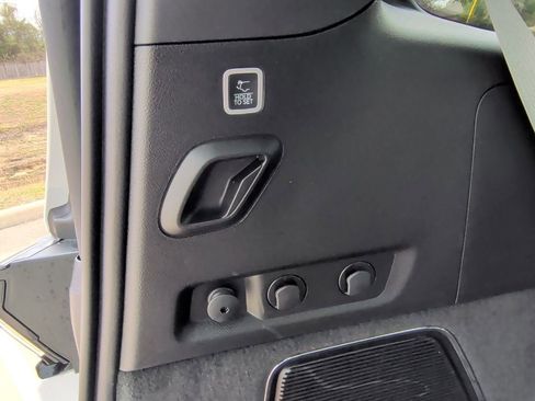 New 2026 Jeep Grand Wagoneer Summit image 52