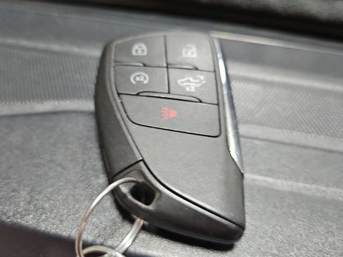 Used 2022 Chevrolet Silverado 1500 RST AWD/4WD image 25