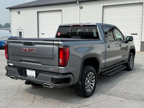 Used 2021 GMC Sierra 1500 AT4 w/ AT4 Premium Package AWD/4WD image 8
