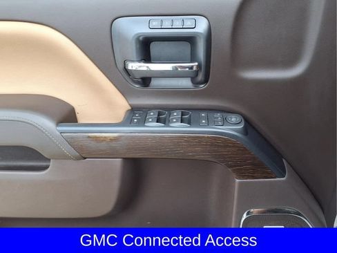 Used 2019 GMC Sierra 2500 Denali w/ Duramax Plus Package AWD/4WD image 17
