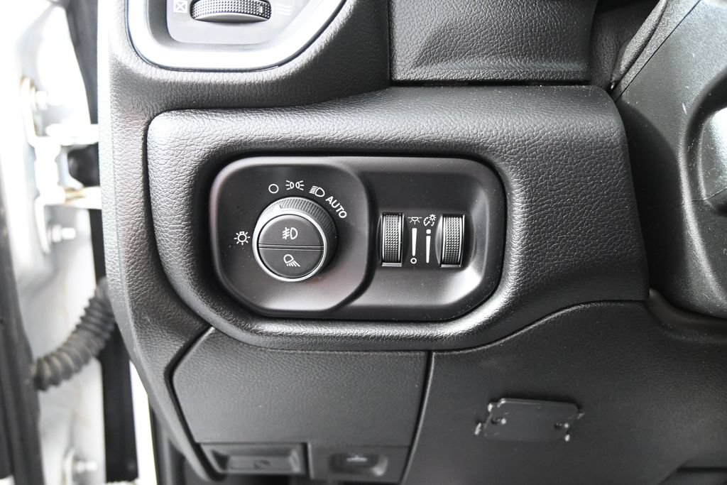 Used 2024 RAM 2500 Laramie AWD/4WD image 24