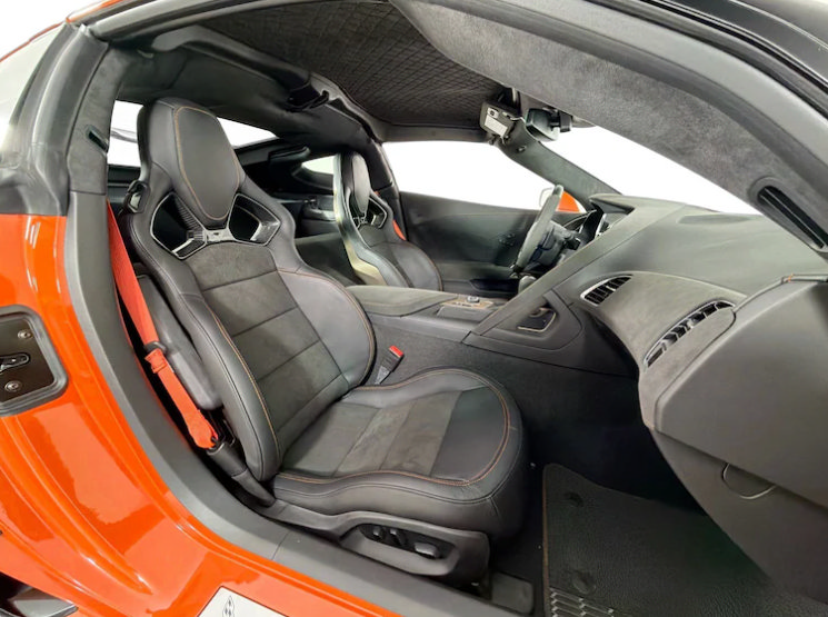 Used 2019 Chevrolet Corvette ZR1 RWD image 7