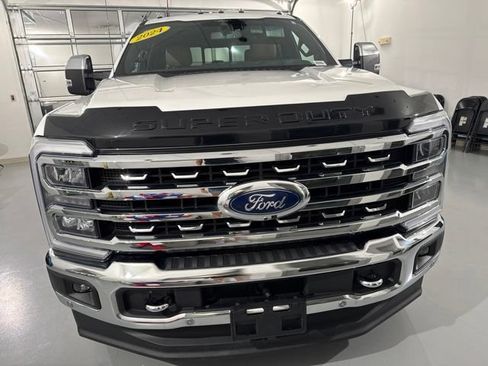 Used 2024 Ford F250 Lariat w/ Lariat Ultimate Package AWD/4WD image 2