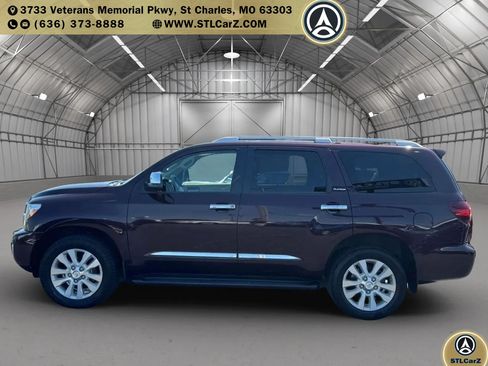 Used 2018 Toyota Sequoia Platinum w/ Carpet Mat Package AWD/4WD image 6