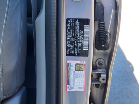 Used 2024 Hyundai Elantra SEL FWD image 9