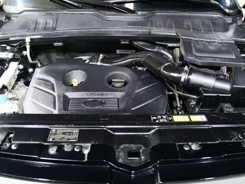 Used 2016 Land Rover Range Rover Evoque SE image 29