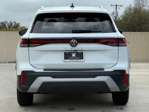 New 2026 Volkswagen Tiguan S image 6