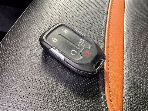 Used 2020 GMC Sierra 3500 AT4 w/ AT4 Premium Package image 37