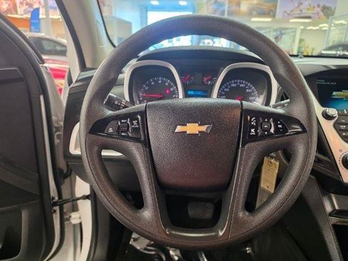 Used 2016 Chevrolet Equinox LS AWD/4WD image 17