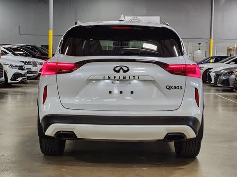 Used 2023 INFINITI QX50 Sport FWD image 10