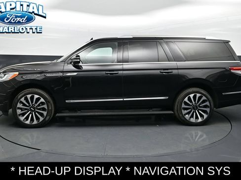 Used 2024 Lincoln Navigator L Reserve AWD/4WD image 5