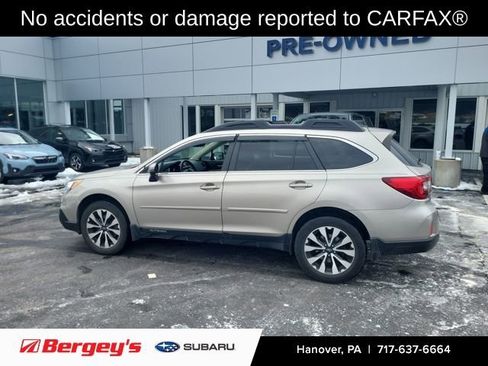 Used 2017 Subaru Outback 2.5i Limited image 2