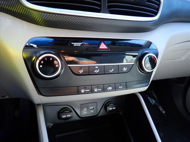 Used 2019 Hyundai Tucson SE AWD/4WD image 16