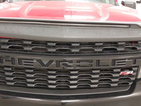 Used 2019 Chevrolet Silverado 1500 Custom Trail Boss w/ Custom Convenience Package image 31
