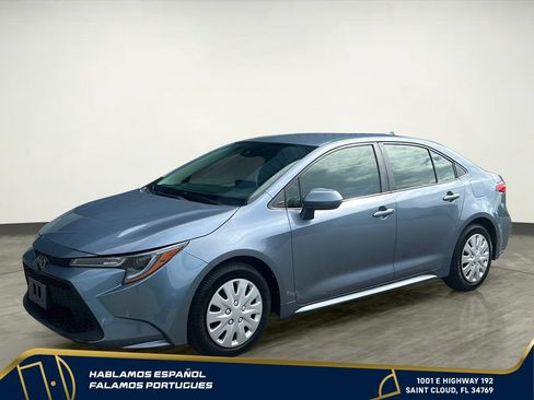 Used 2020 Toyota Corolla LE FWD image 2