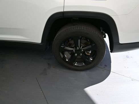 Used 2024 Chevrolet Trax LS FWD image 19