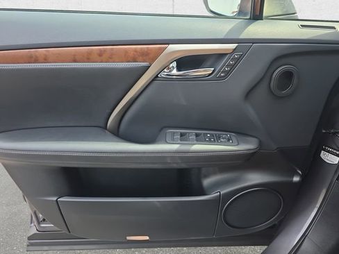 Used 2022 Lexus RX 350L Premium w/ Premium Package AWD/4WD image 28