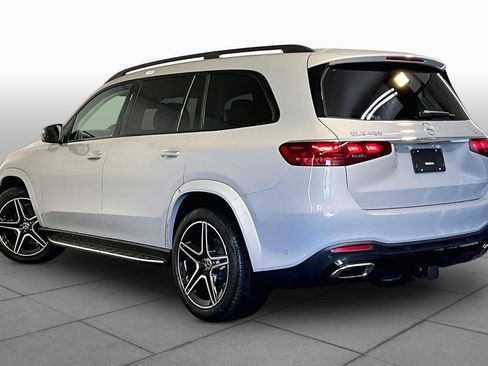 New 2026 Mercedes-Benz GLS 450 4MATIC image 3