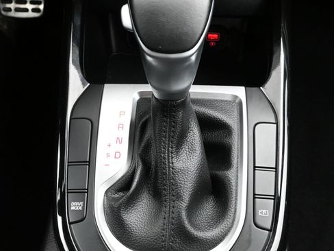 Used 2024 Kia Forte GT-Line image 19