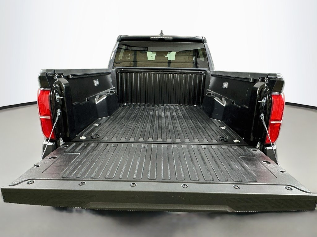 Certified 2026 Toyota Tacoma SR w/ SR Upgrade Package AWD/4WD image 25