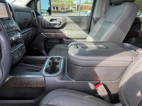Used 2020 GMC Sierra 2500 Denali w/ Denali Ultimate Package AWD/4WD image 21