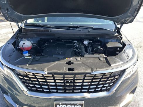 Used 2024 Kia Carnival SX Prestige image 29