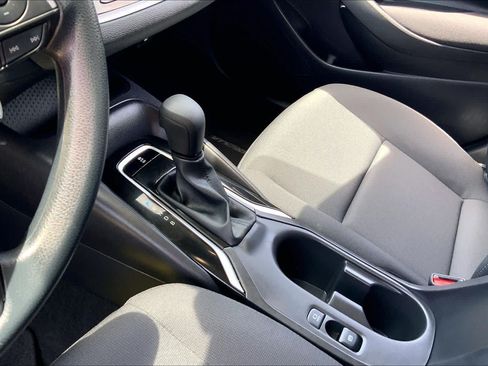 Used 2025 Toyota Corolla LE FWD image 16