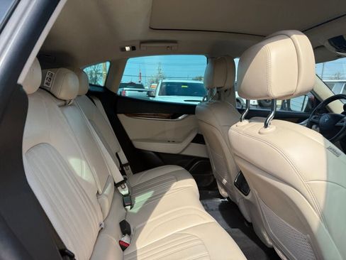 Used 2017 Maserati Levante S image 26