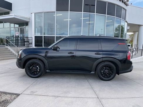 Used 2025 Nissan Armada PRO-4X w/ Pro-4X Premium Package AWD/4WD image 4