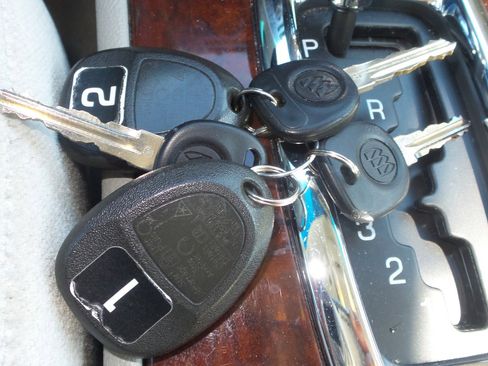 Used 2008 Buick Lucerne CX w/ Driver Confidence Package image 49