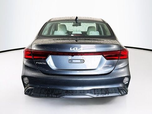 Certified 2023 Kia Forte LXS FWD image 6