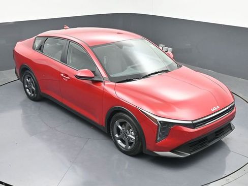 Used 2025 Kia K4 FWD image 39
